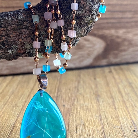 Austrian Crystal Dandelion Resin Blue Minimalist Necklace - Picture 2 of 9